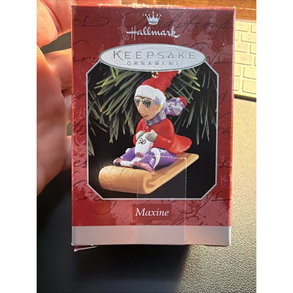 KEEPSAKE ORNAMENT MAXINE SHOEBOX  COLLECTOR'S SERIES 1998 Hallmark!